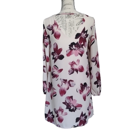 4/$20 NWOT Dex Chic Floral Print Long Sleeve Mini Dress - Picture 5 of 10